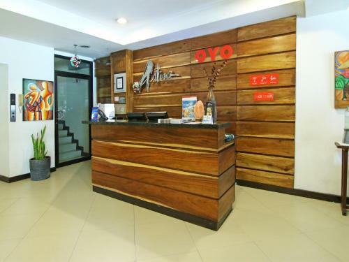 Artina Suites Hotel