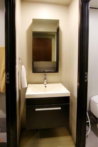 Artina Suites Hotel