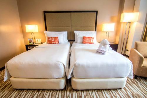 Acacia Hotel Manila