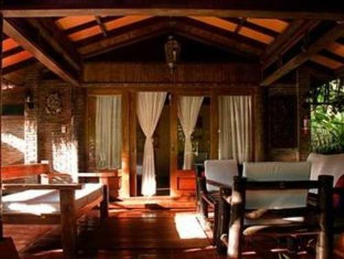 Hotel Chema's By The Sea