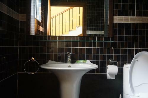 Accra Royal Castle Apartments & Suites