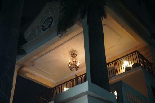 Accra Royal Castle Apartments & Suites