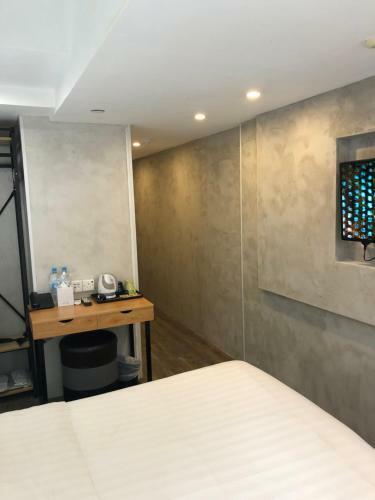 Homy Hotel Central
