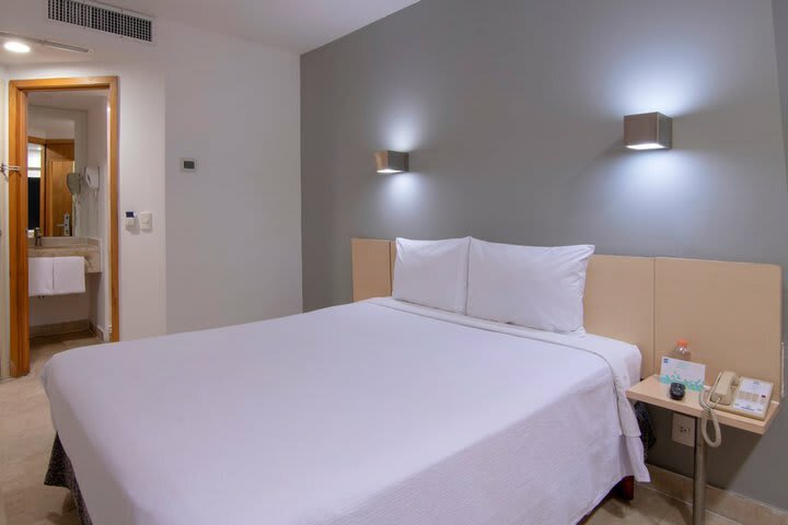 Hotel One Coatzacoalcos Forum (1-2 Pax �nicamente)