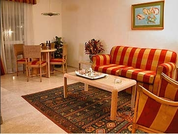 Hotel Maritim Jolie Ville