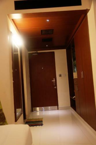 Hotel Maya Residency