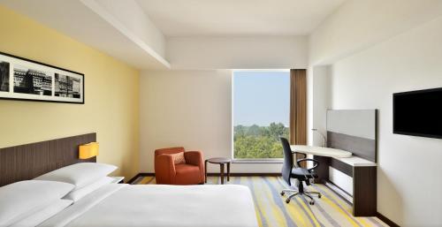 Hotel Holiday Inn Express Ahmedabad Ashram Road