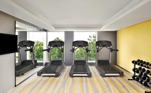 Hotel Holiday Inn Express Ahmedabad Ashram Road