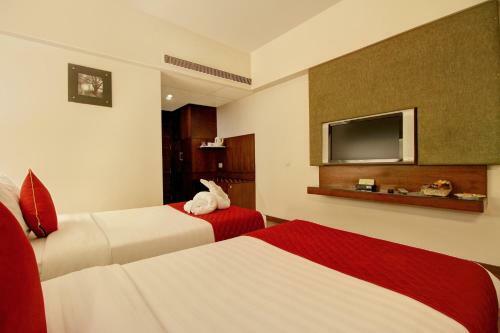 Hotel Monarch Luxur - Infantry Road