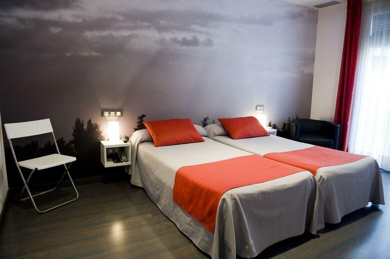 Hotel Curious