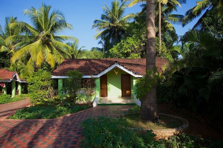 Hotel Dunhill Beach Resort