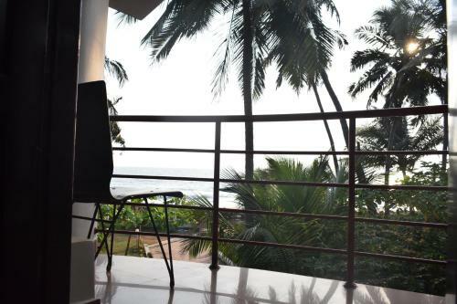 Hotel Club 7 Beach Resort
