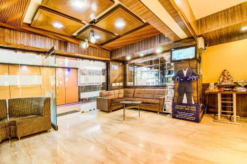 Hotel La 365 Residency