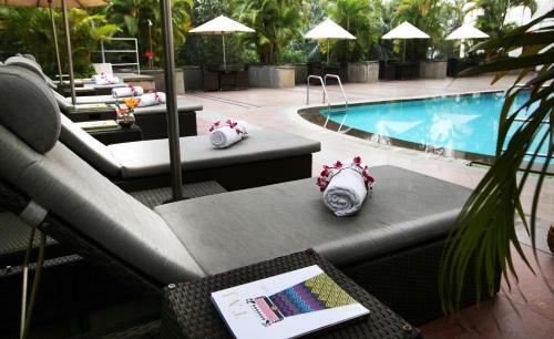 The Gateway Hotel Residency Road