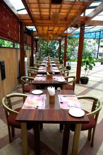 Fariyas Hotel Mumbai