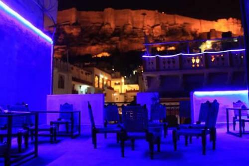 Madhur Villa Guest House