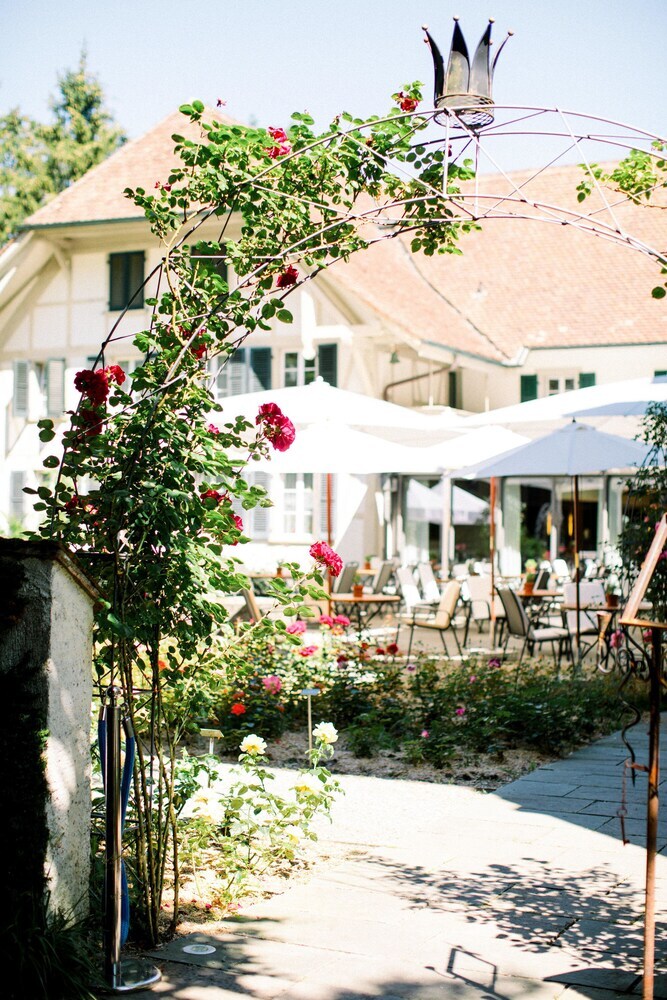 Parkhotel Schloss H�nigen