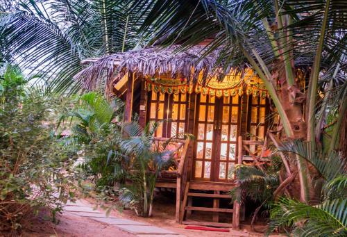 Hostal Little India Beach Cottages