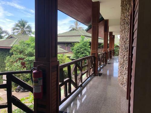 Hotel Koh Chang Lagoon Resort