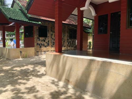 Hotel Koh Chang Lagoon Resort