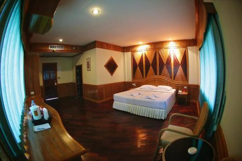 Hotel Koh Chang Lagoon Resort