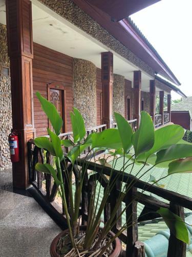 Hotel Koh Chang Lagoon Resort