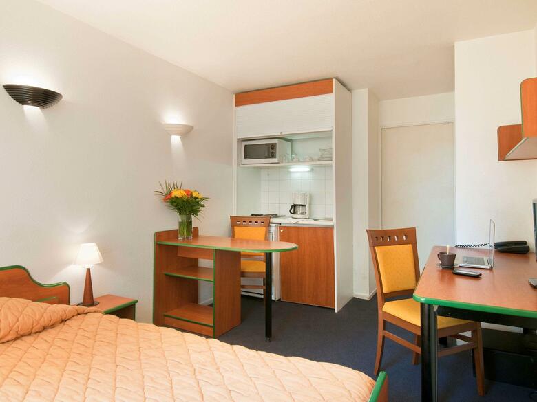 Aparthotel Adagio Access La Defense Leonard De Vinci