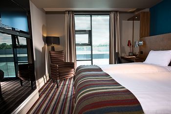 Village Prem Leeds South - Hotel  Leisure Clu
