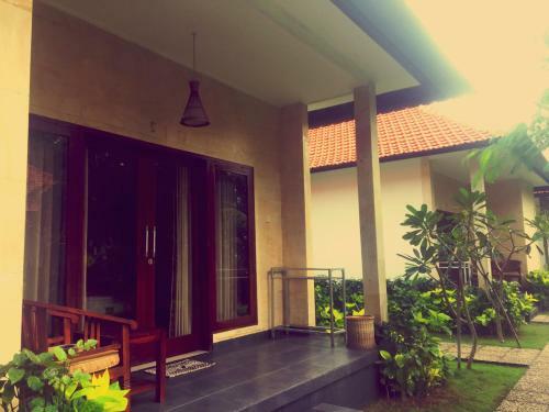 Hostal D'mel Sari Garden View Lembongan