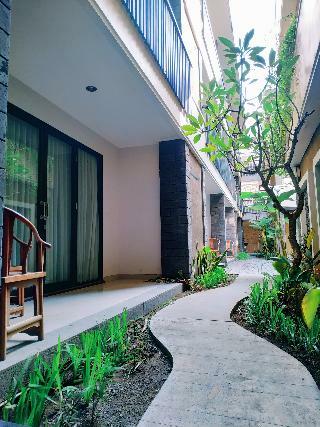 Hotel Zen Premium Dewi Saraswati Seminyak