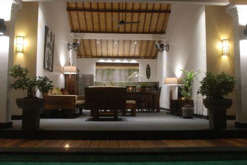 Villa In Central Seminyak