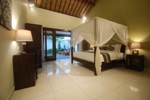 Villa In Central Seminyak