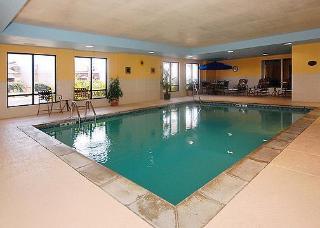 Hotel Comfort Inn & Suites
