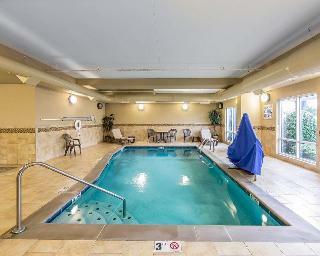 Hotel Comfort Suites North