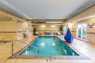 Hotel Comfort Suites North