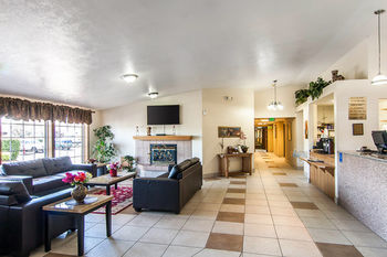 Hotel Quality Inn & Suites