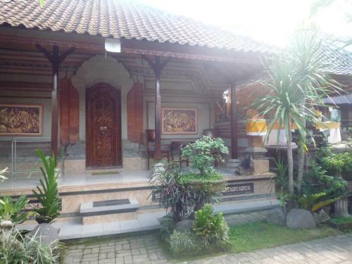Hostal Shindu Home Stay