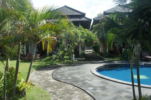 Hotel Batu Bolong Cottages