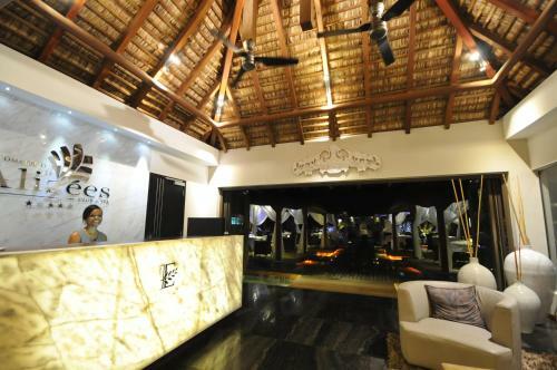 Aparthotel Domaine Des Alizees Club & Spa