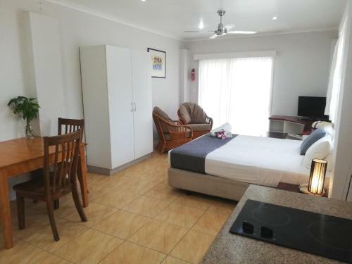 Apartamentos Moana Sands Beachfront Villas