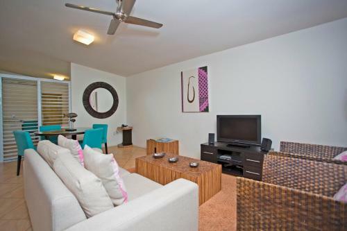 Apartamentos Moana Sands Beachfront Villas