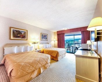 Hotel Rodeway Inn & Suites