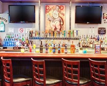Hotel Rodeway Inn & Suites