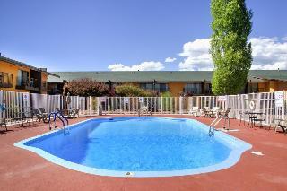 Hotel Rodeway Inn & Suites