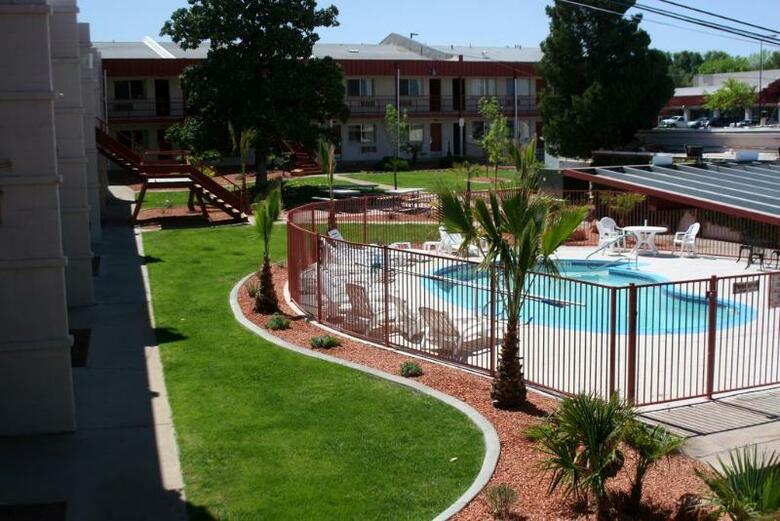 Motel Rodeway Inn
