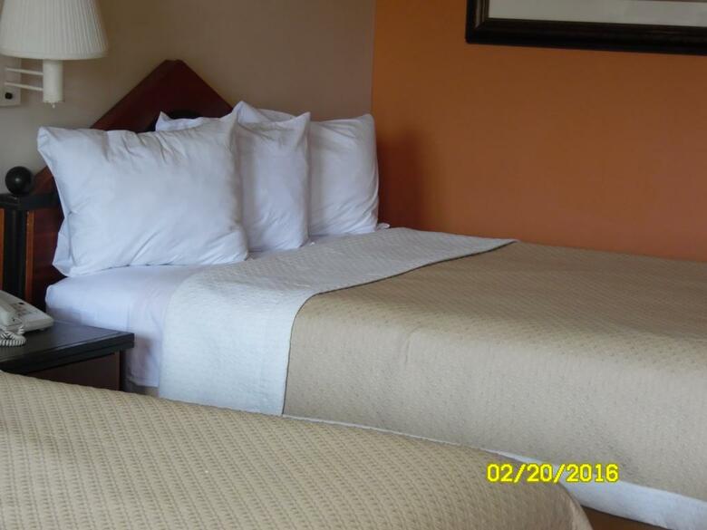 Hotel Quality Inn & Suites