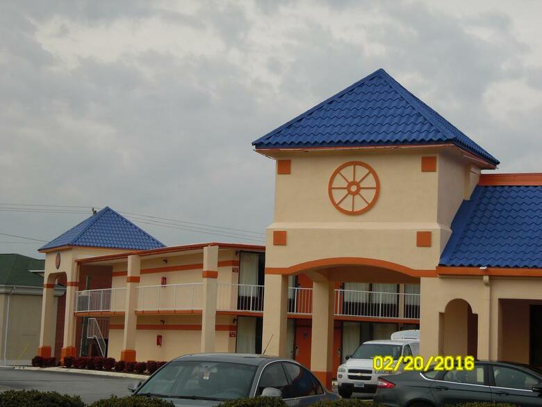 Hotel Quality Inn & Suites