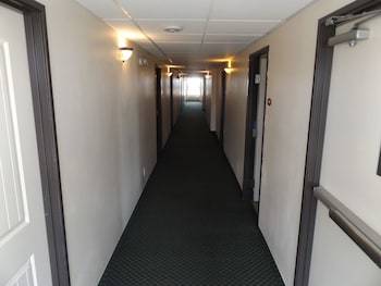 Hotel Suburban Extended Stay
