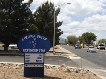 Hotel Suburban Extended Stay