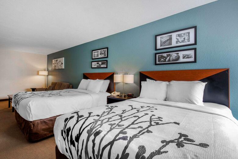 Hotel Sleep Inn & Suites